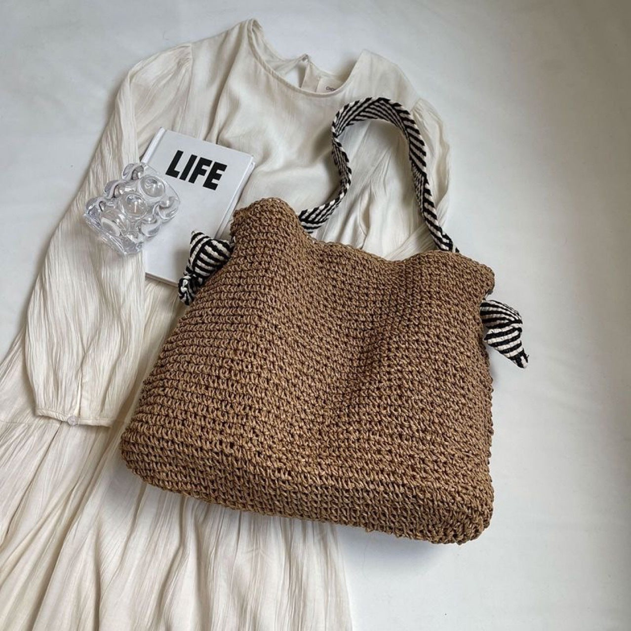 Navy Straw Woven One-Shoulder Commuter Tote Bag