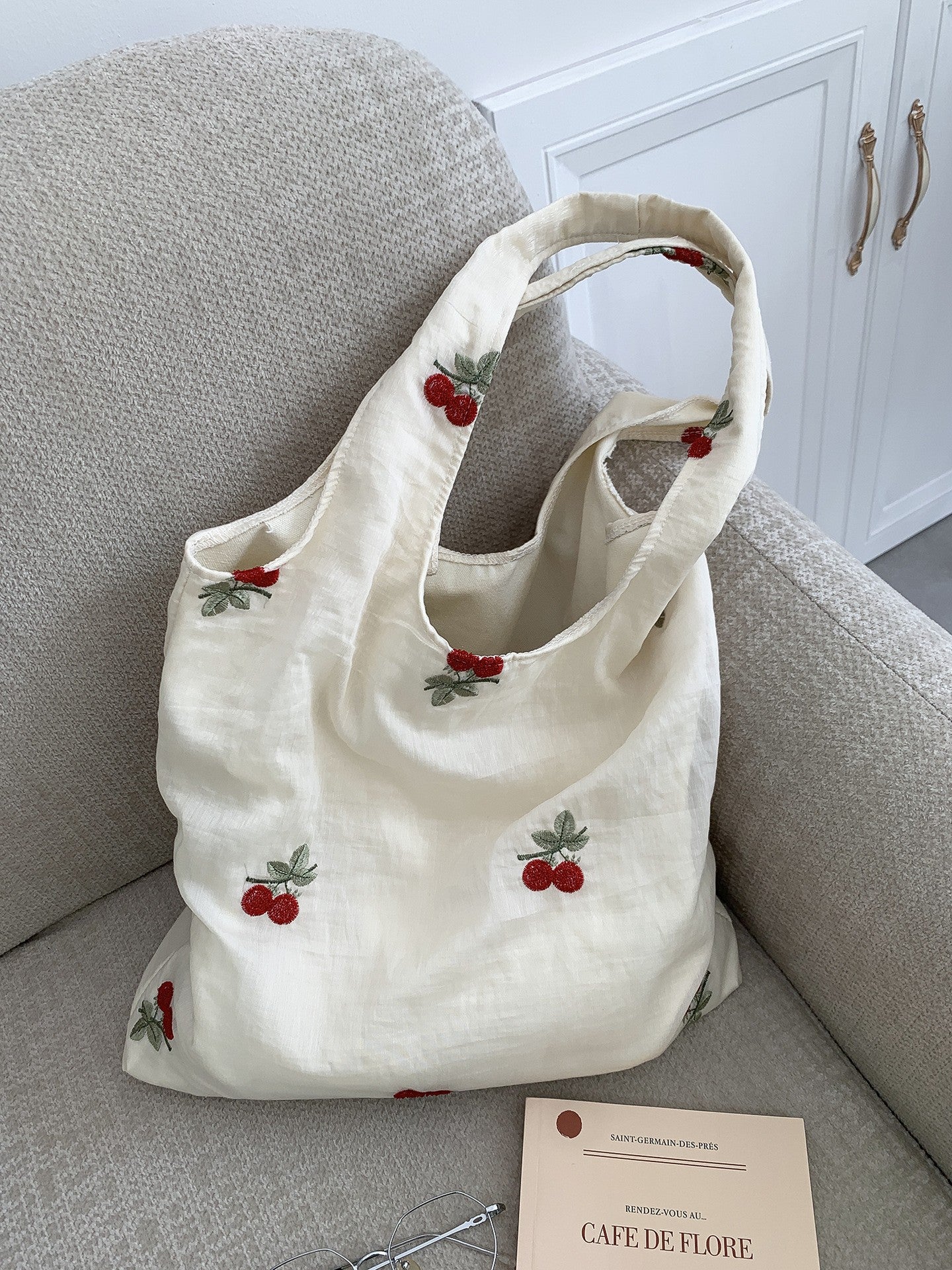 Embroidered Floral Canvas Shoulder Bag Fresh Versatile