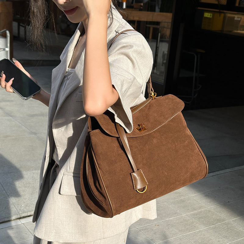 Elegant Suede Leather Shoulder Bag with Flap Design