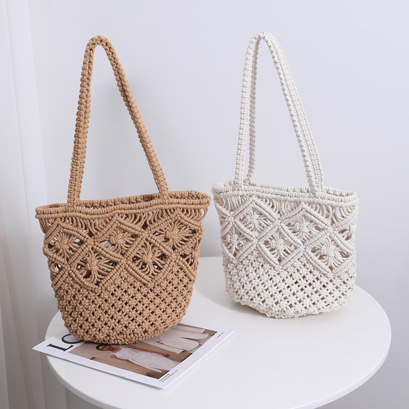 Women Cotton One-Shoulder Hollow Straw Bag