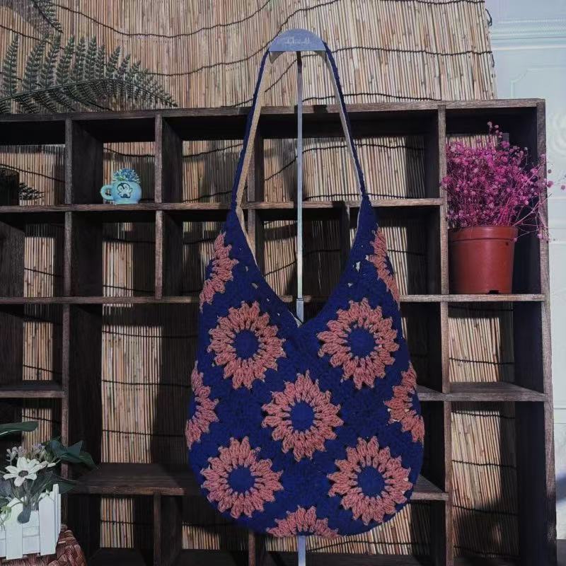 Women Lightweight Large Capacity Casual Woven Bag