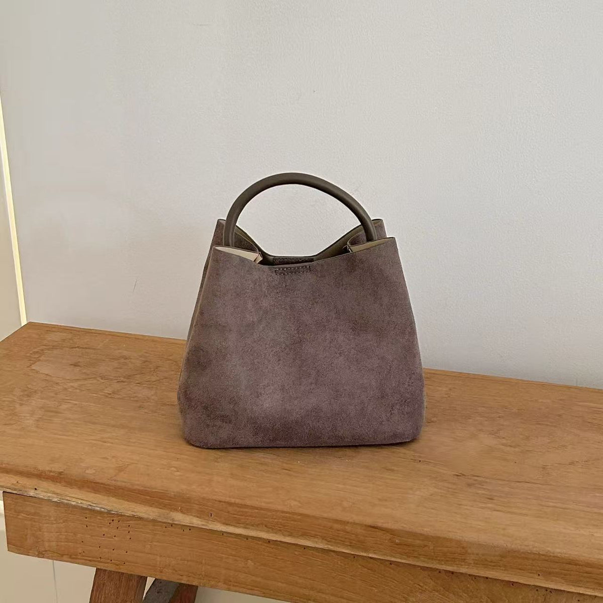 Bucket Bag color view