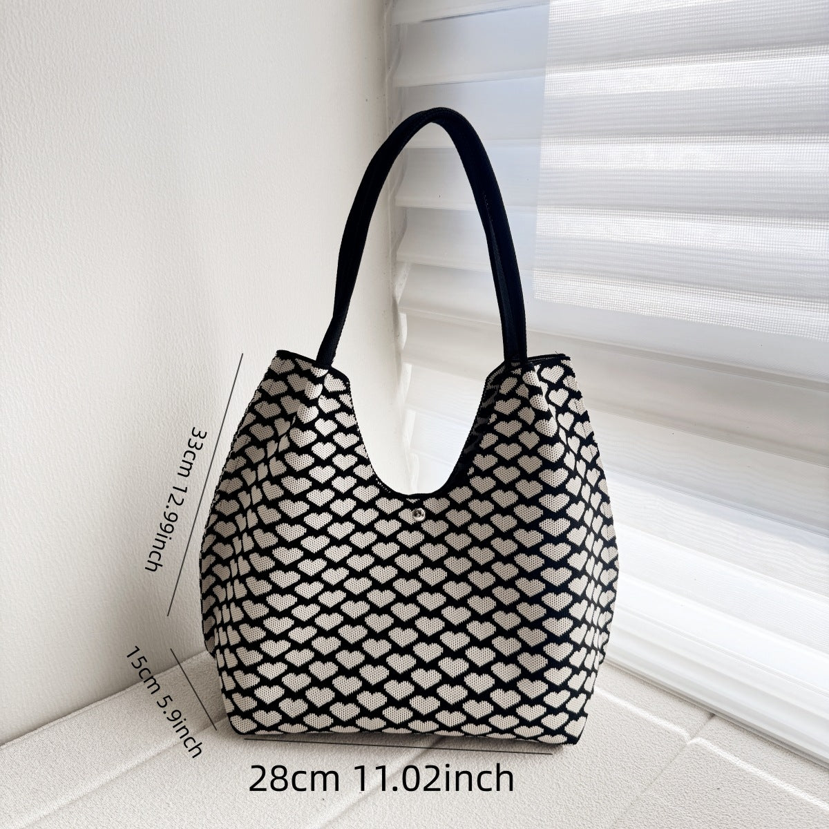 Heart Pattern Knitted Tote Bag