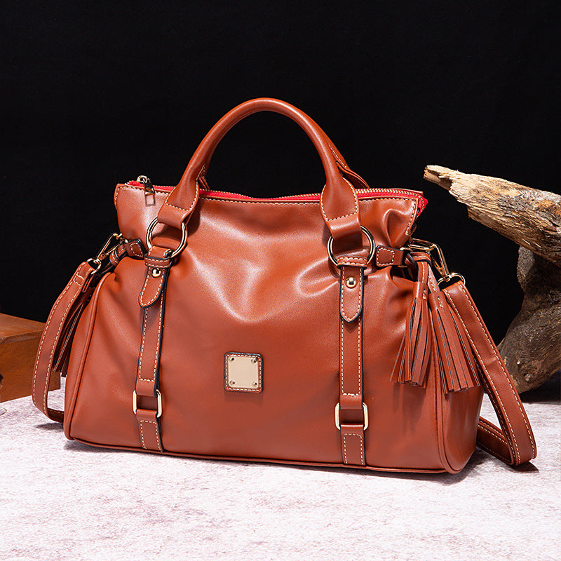 Retro Hand-Painted Soft Portable Shoulder Crossbody Commuter Bag