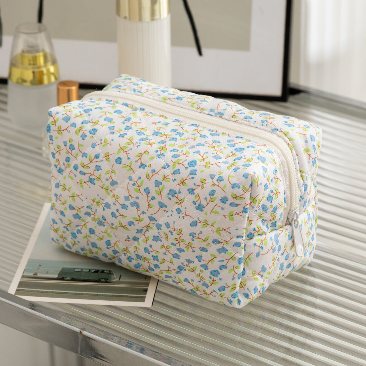 Women's Floral Quilted Large Capacity Cosmetic Travel Bag
