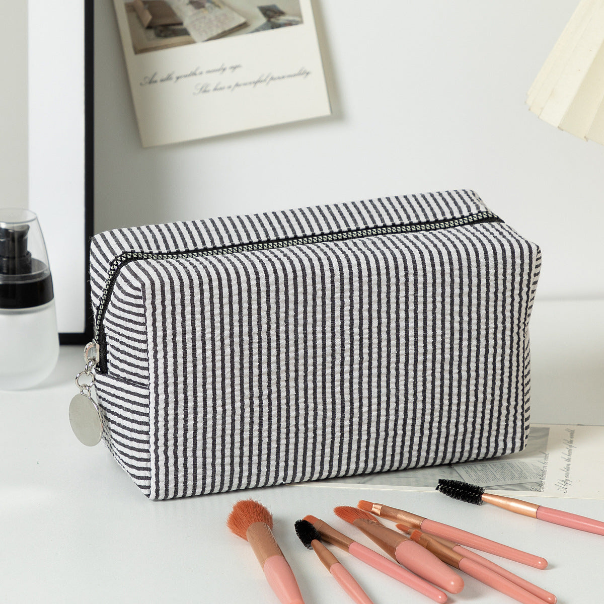 Seersucker Striped Cosmetic Bag Large Capacity Travel Toiletry Clutch Bag