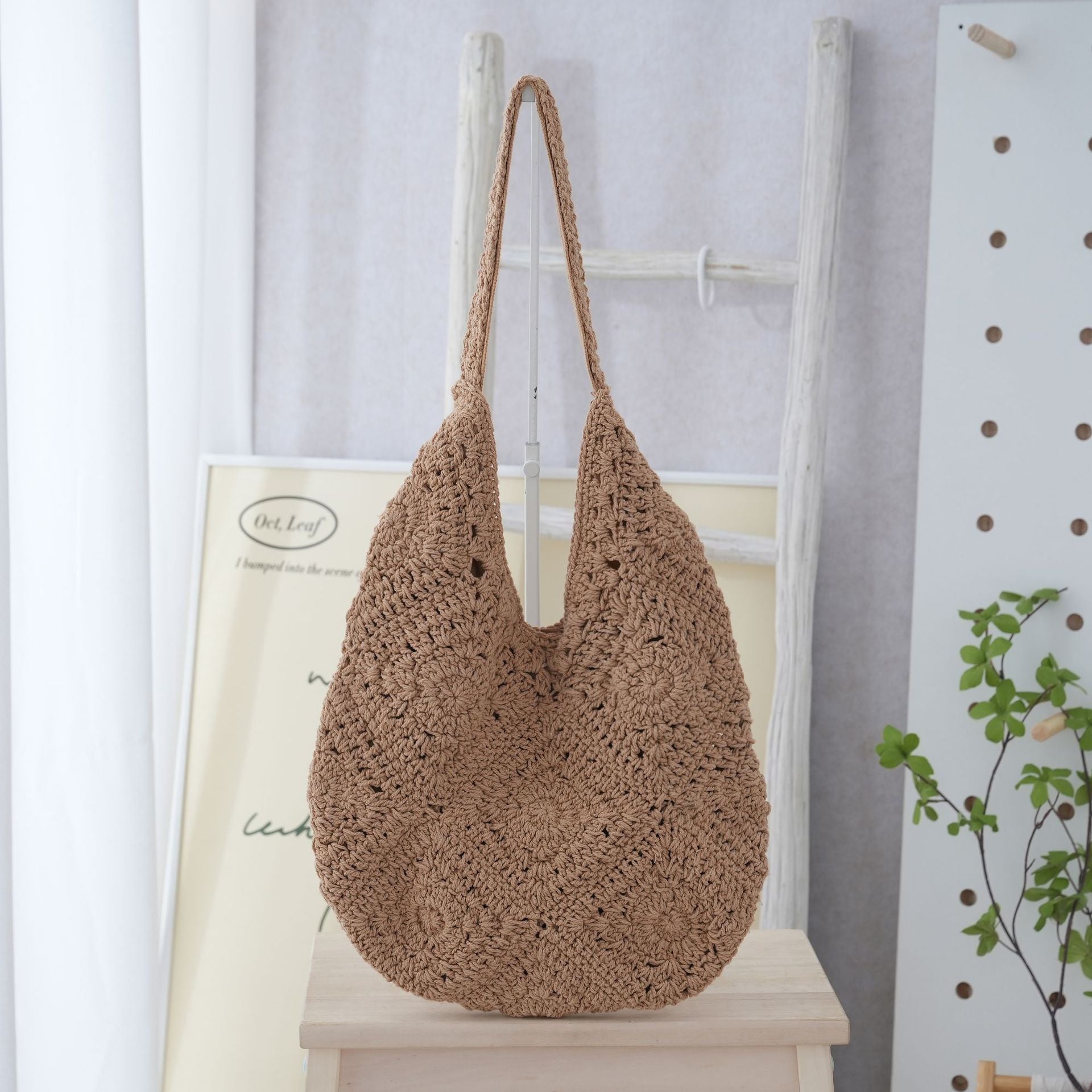 Women Lightweight Large Capacity Casual Woven Bag
