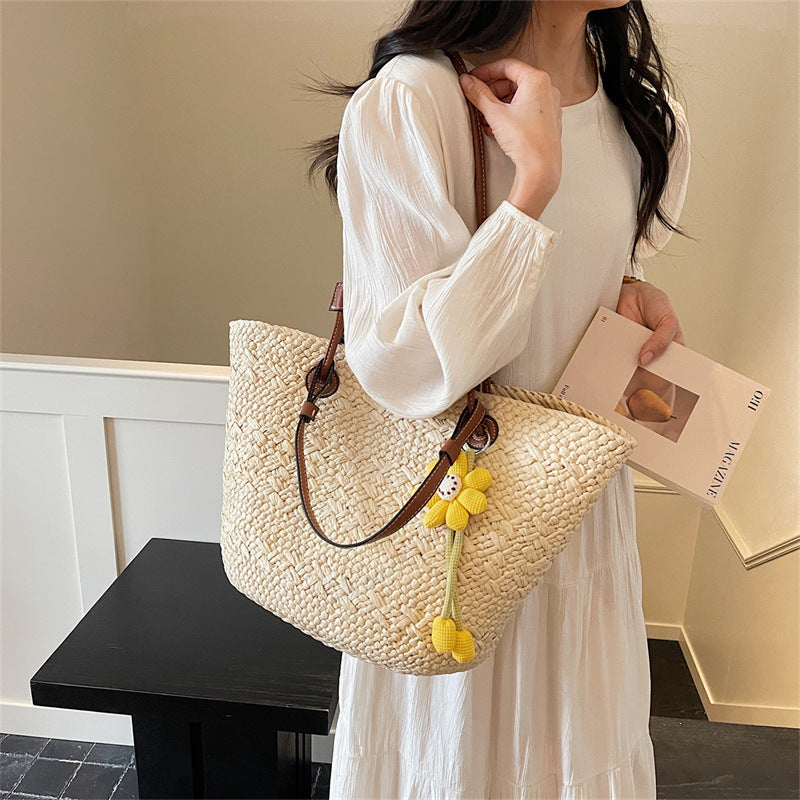Women Beach Woven Handheld 2026 Spring New Large Shoulder Straw Tote Bag