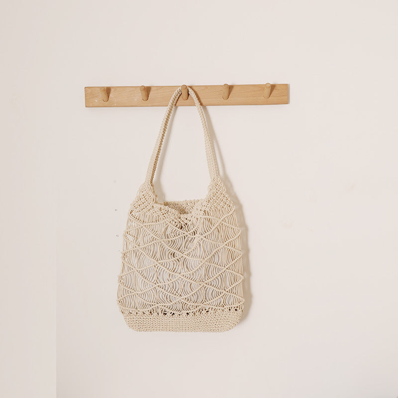 Large Capacity Rhombus Wax Rope Hollow Straw Beach Bag