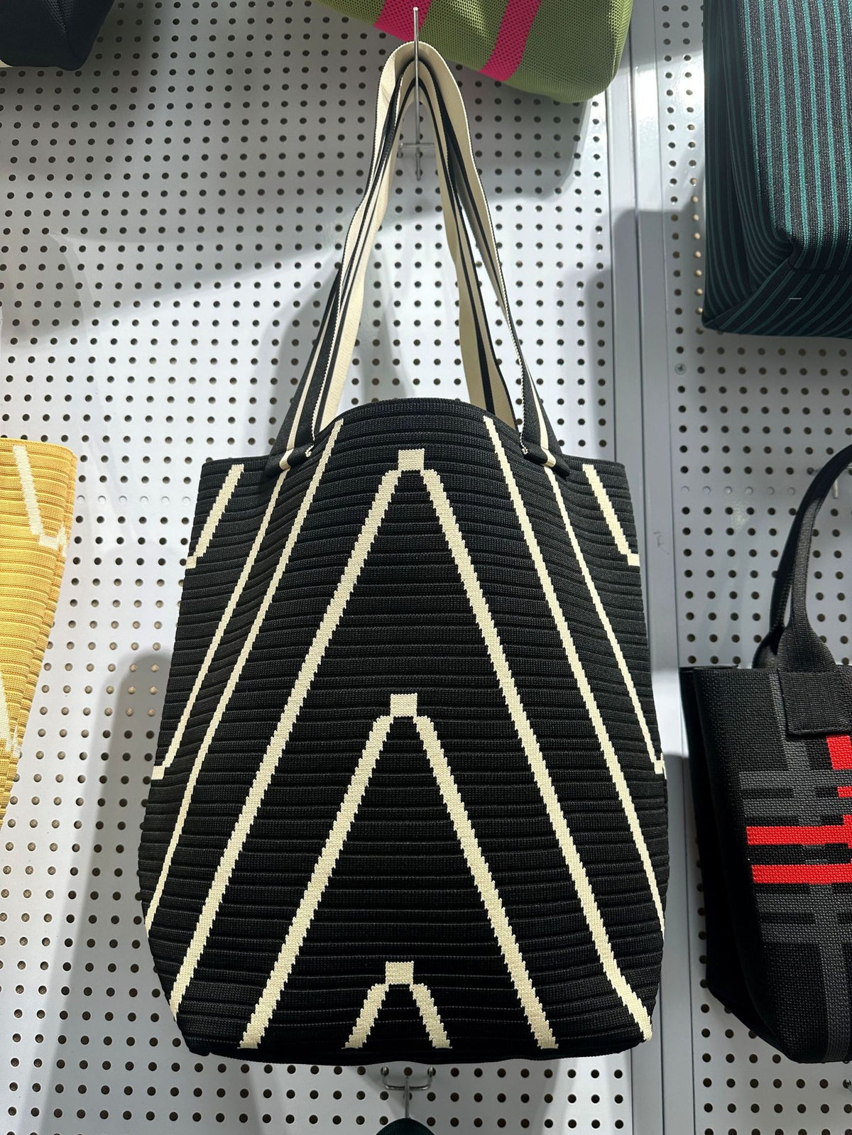Shoulder Bags, Bucket Bags, Large-Capacity Knit Bags, Tote Bags, Woven Handbags, Women's Bags, Organized, Ombré, Versatile, Fashionable