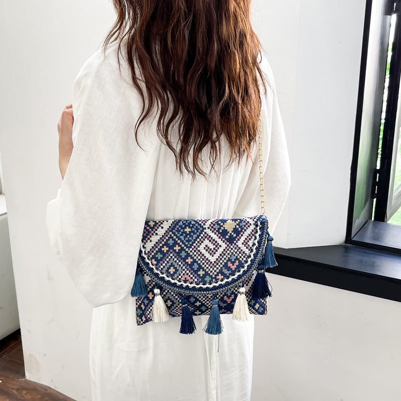 Retro Ethnic Chain Woven Canvas Shoulder Bag