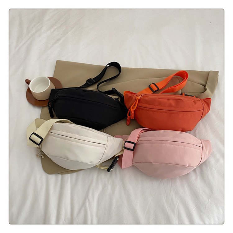 Small Wheat Sheaf Outdoor Travel Chest Bag