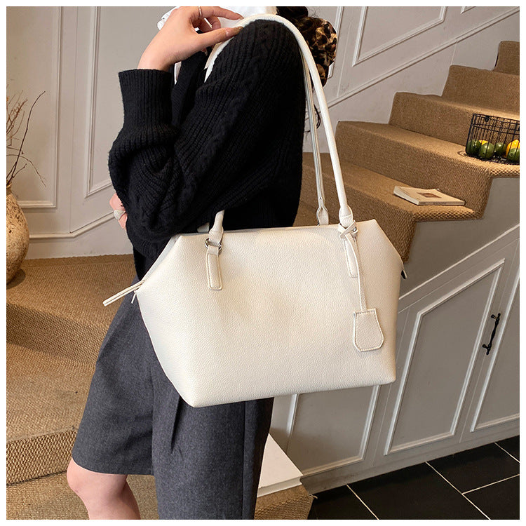 Shoulder Bag detail