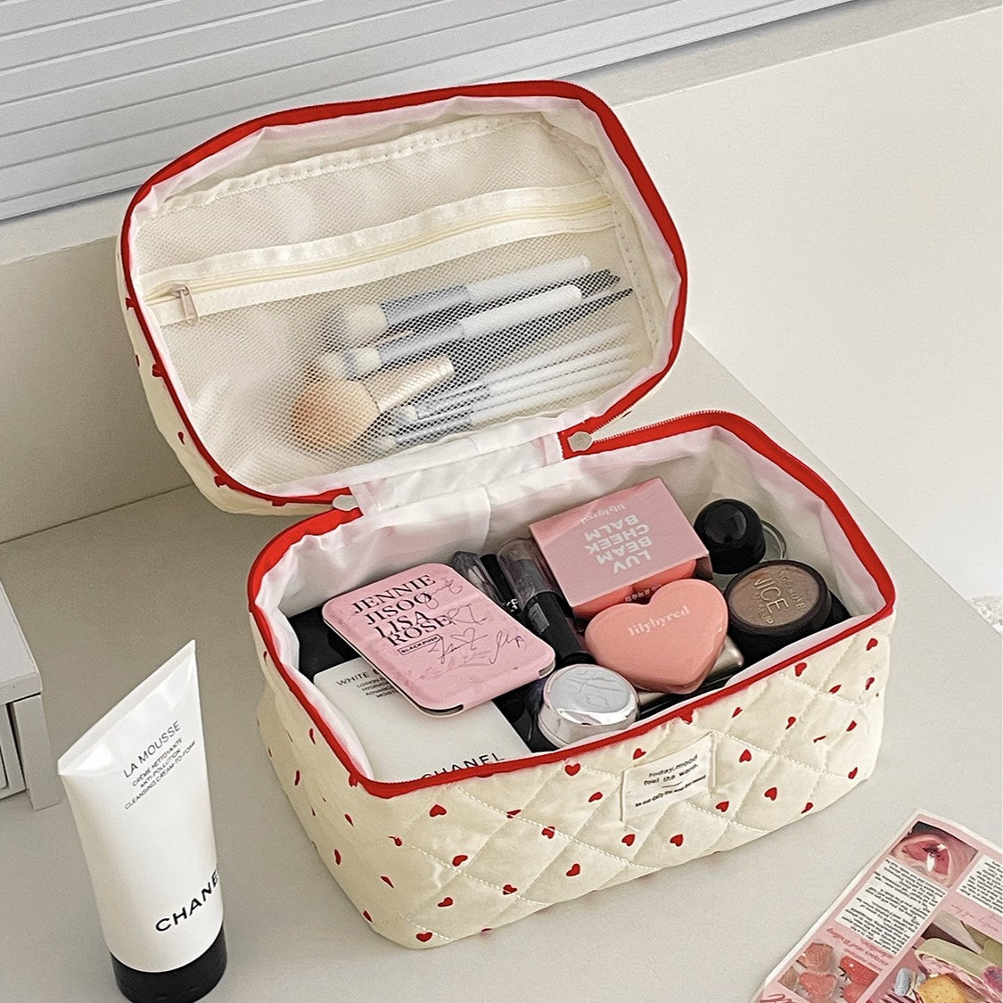 Red Love Large Capacity Toiletry Bag