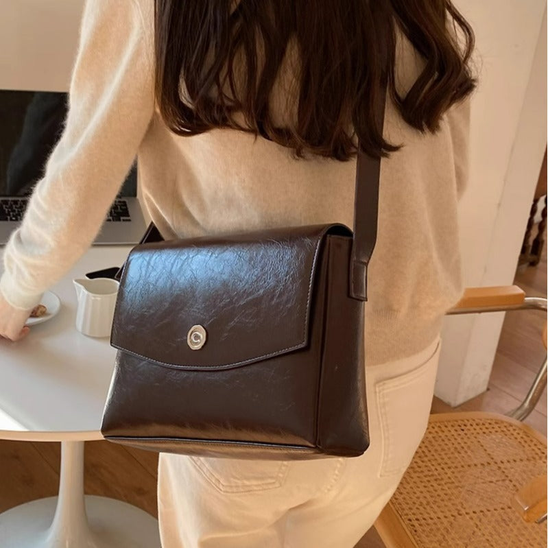 Vintage Leather-Look Flap Adjustable Shoulder Crossbody Bag