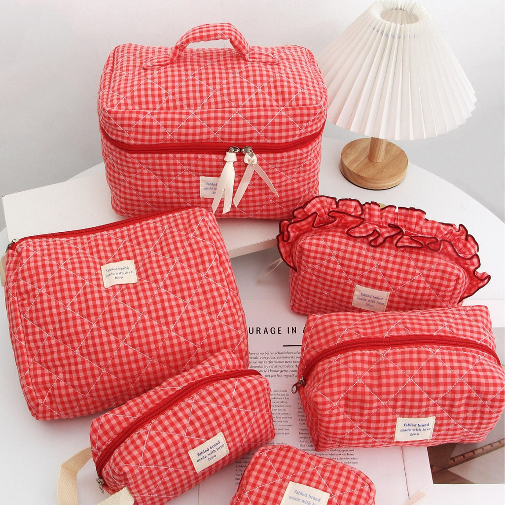 Red Plaid Quilted Large Capacity Cosmetic Bag