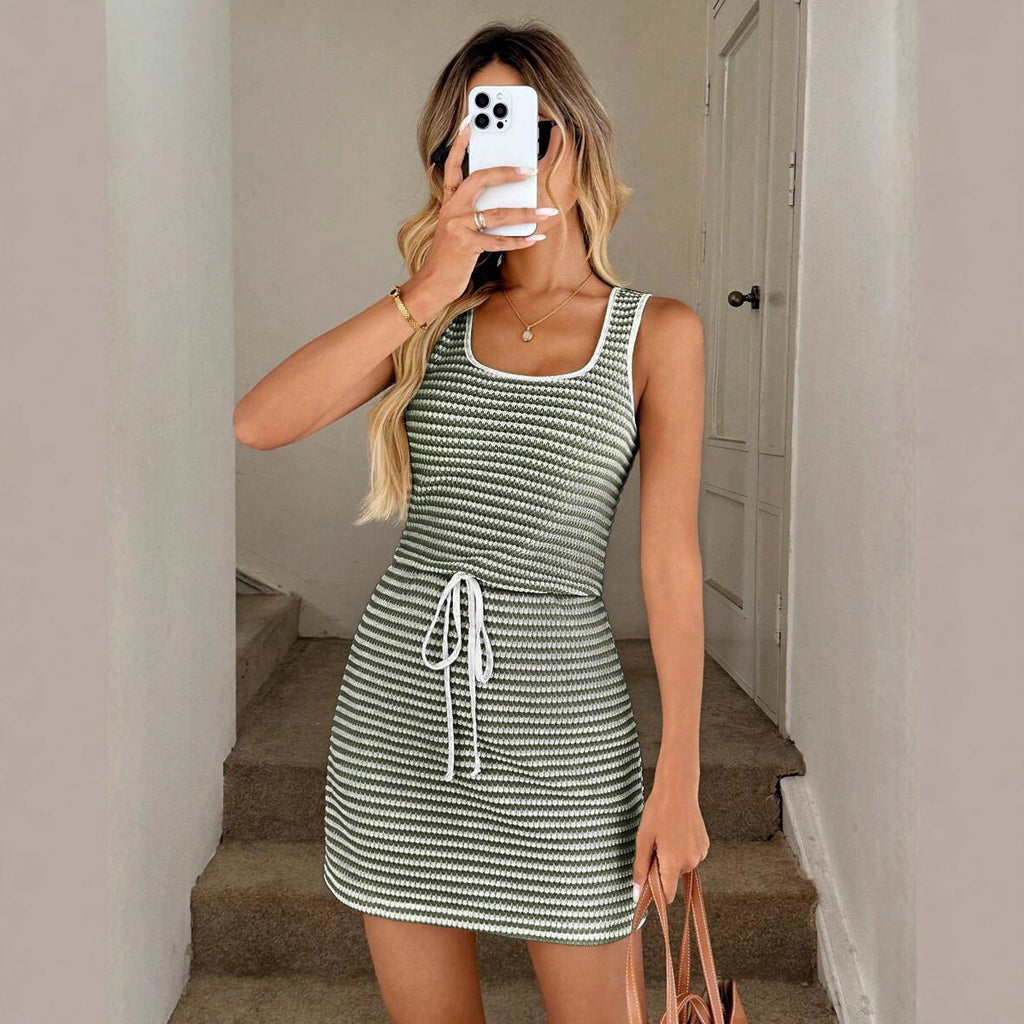 Women Color-Blocked Square Neck Sleeveless Drawstring Knitted Dress