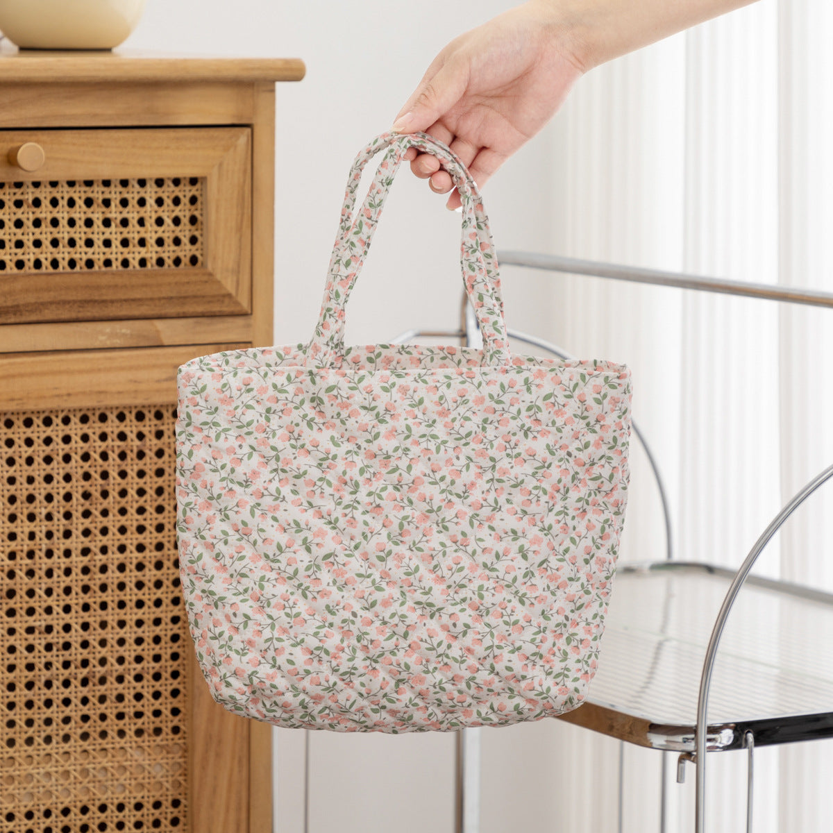 Portable Women's Floral Quilted Large Capacity Cosmetic Toiletry Bag