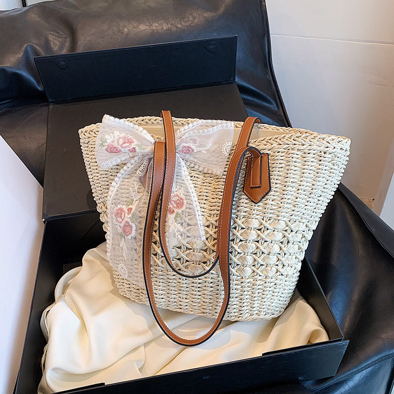 Women Woven Straw Large 2026 Spring New Fashion Shoulder Beach Tote Bag