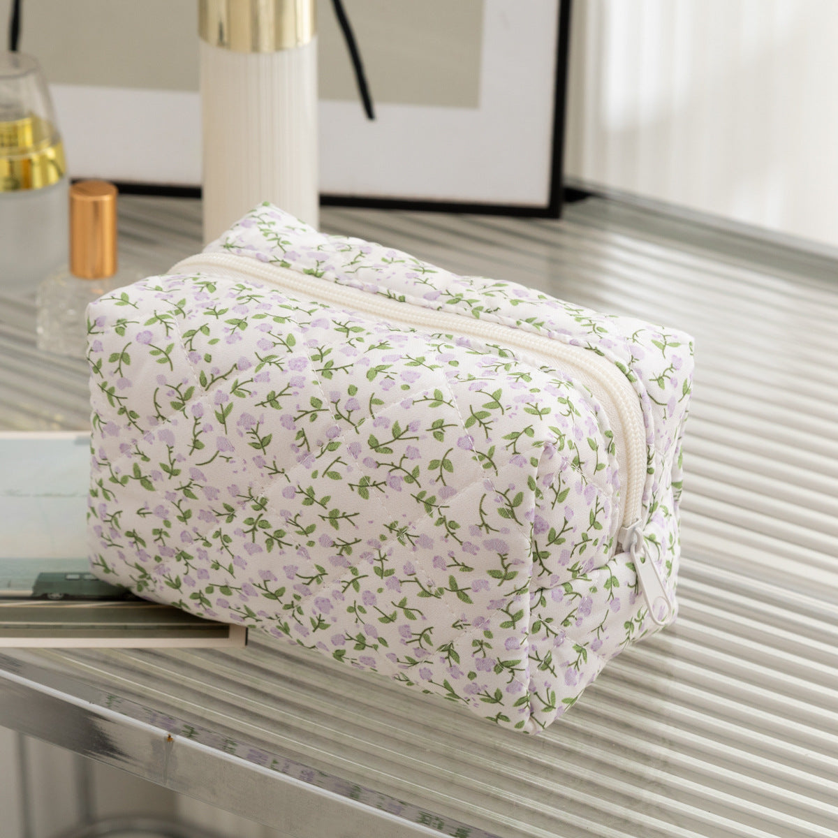 Women's Floral Quilted Large Capacity Cosmetic Travel Bag