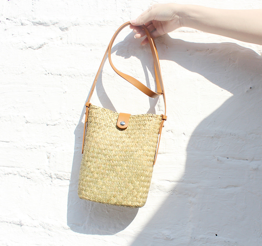 Straw Hand-Woven Crossbody Beach Phone Bag