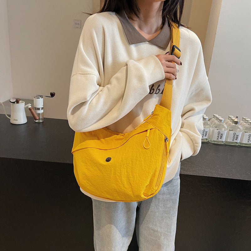 Japanese Simple Women'S Crossbody Bag Large Capacity Solid Color Versatile Dumpling Bag Lightweight Commuter Student Class Shoulder Bag