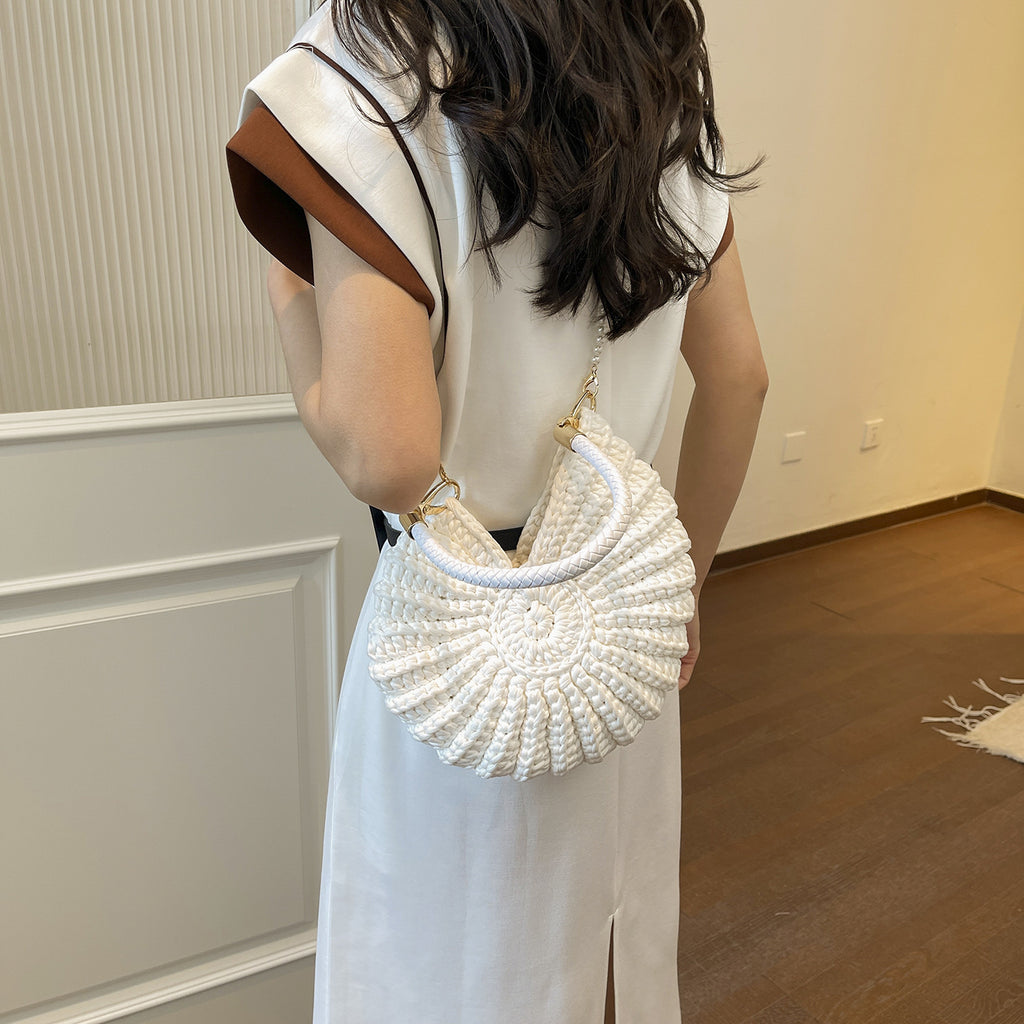 Women 2026 New Unique Seashell Large Casual Shoulder Vacation Bag