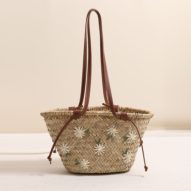 Fresh Flower Embroidered Single Shoulder Straw Beach Bag