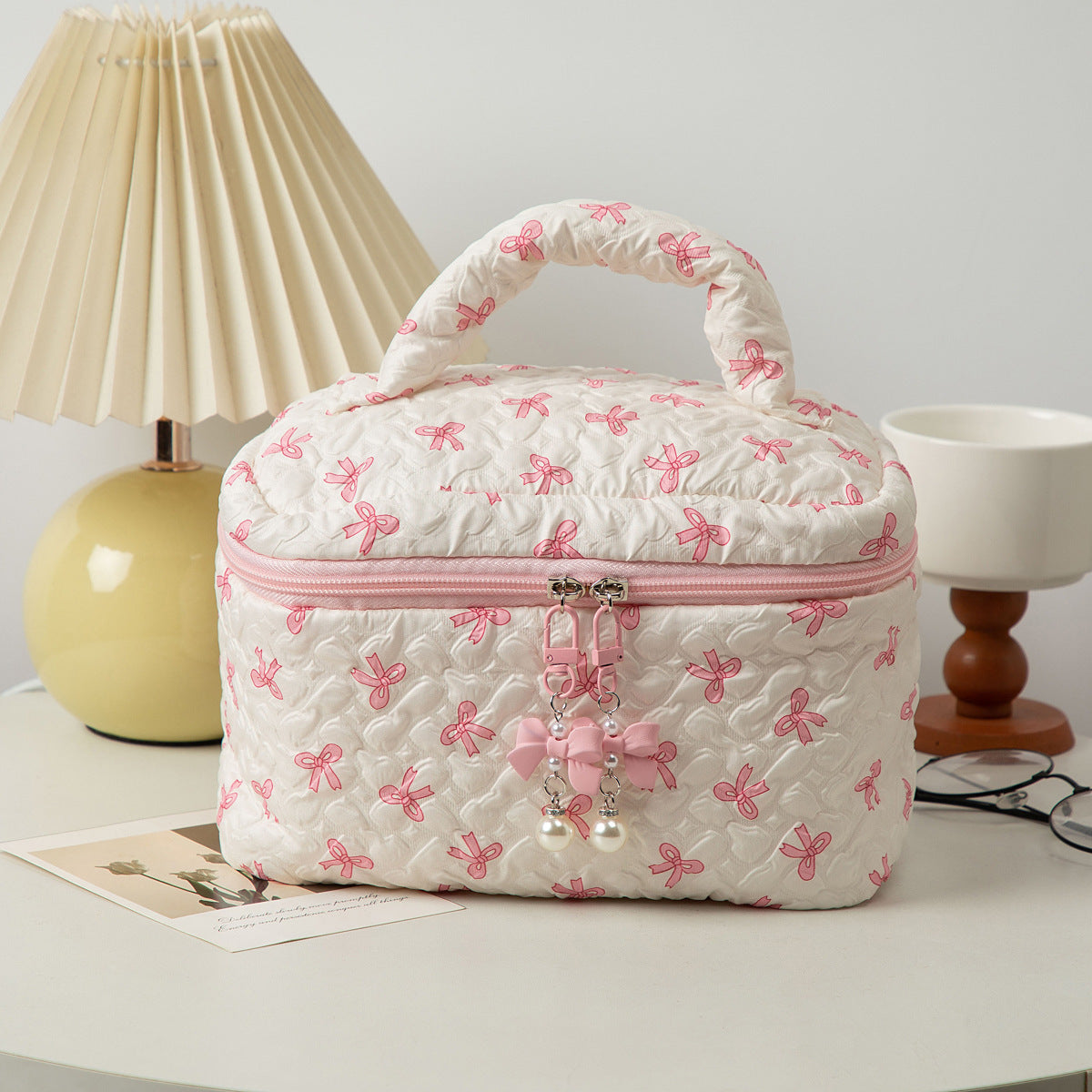 Bow-Knot Hand-Held Large Capacity Cosmetic Travel Toiletry Bag