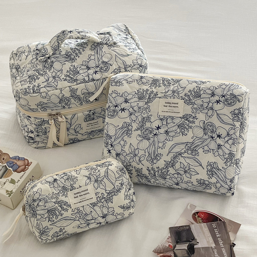 Tea Break Large Capacity Toiletry Bag