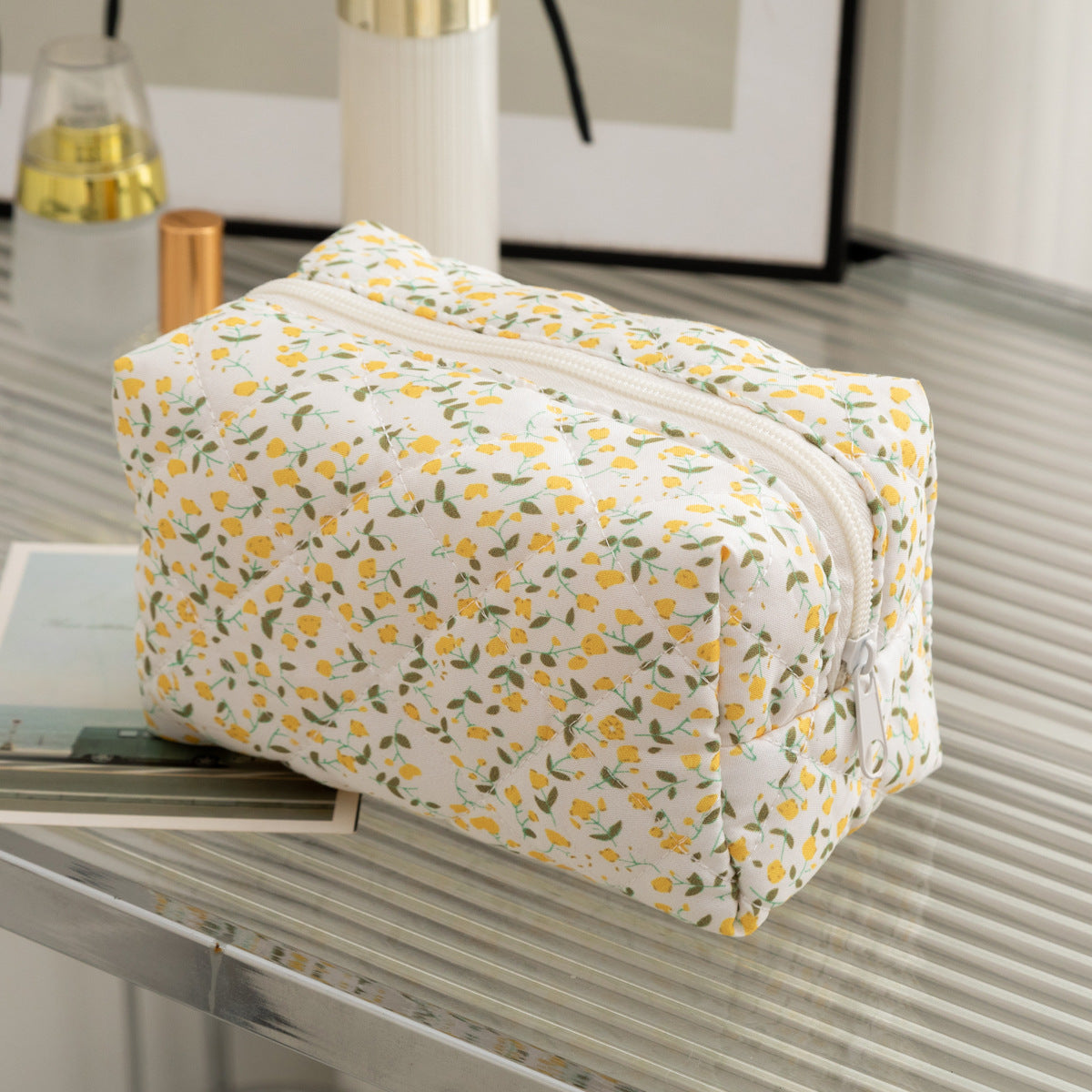 Women's Floral Quilted Large Capacity Cosmetic Travel Bag