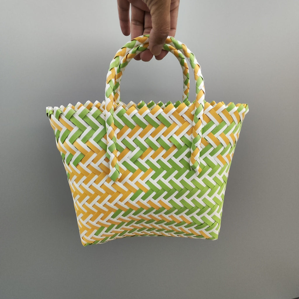 Plastic Woven Vegetable Souvenir Hand Basket