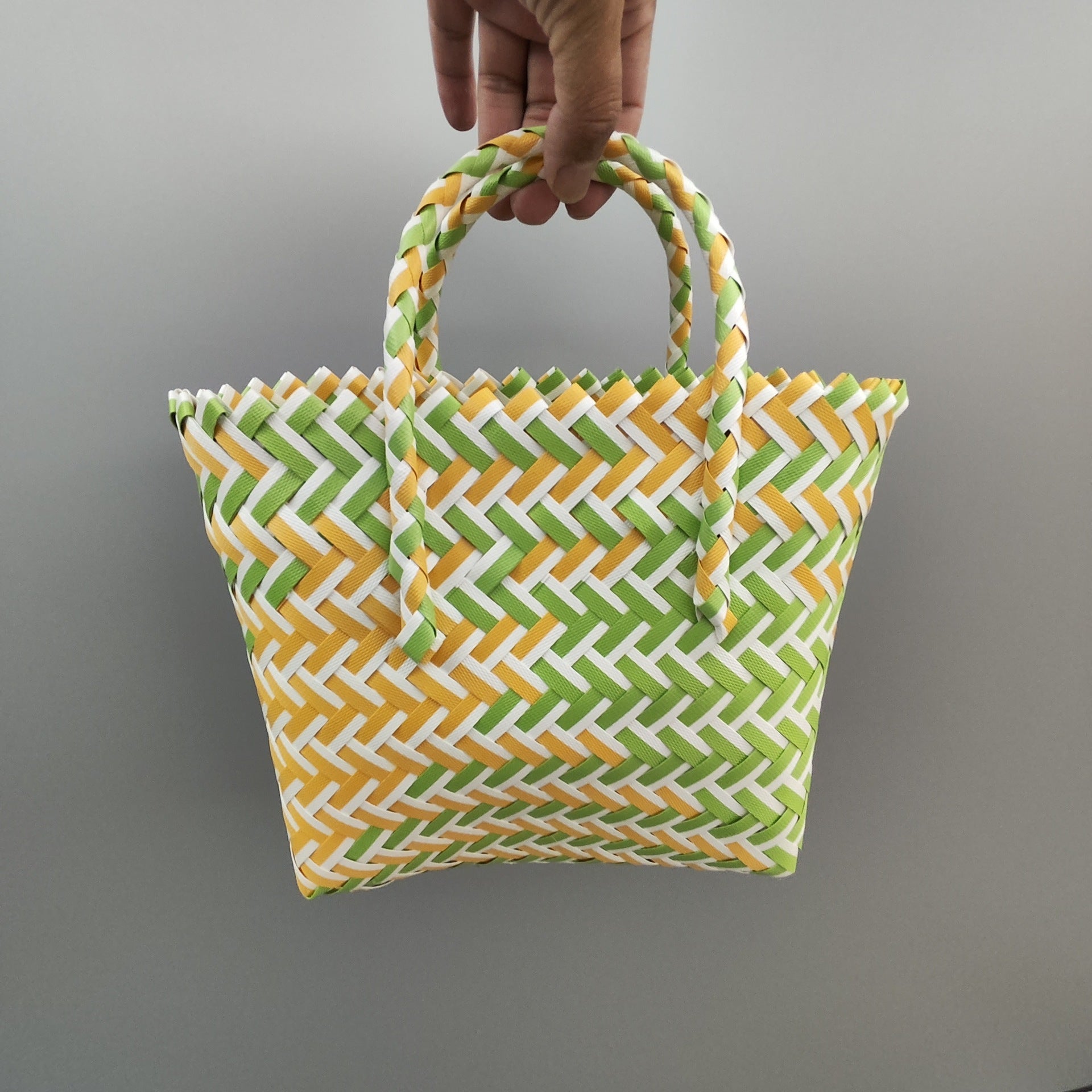 Plastic Woven Vegetable Souvenir Hand Basket