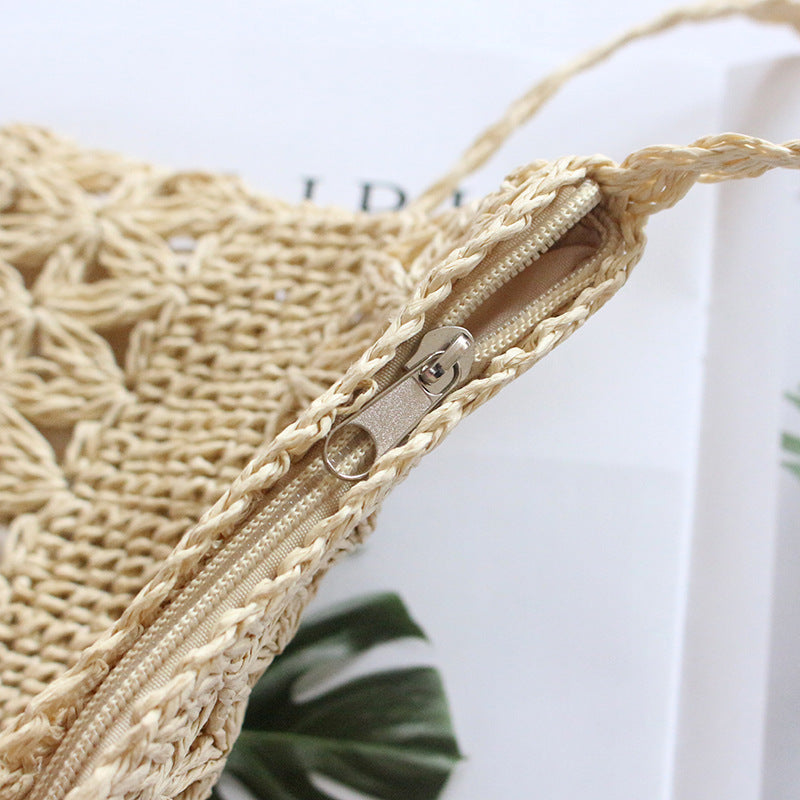 Straw Bag New Style Shoulder Crossbody Women'S Bag Handwoven Beach Bag Hollow Tassel Literary Casual Versatile Small Bag