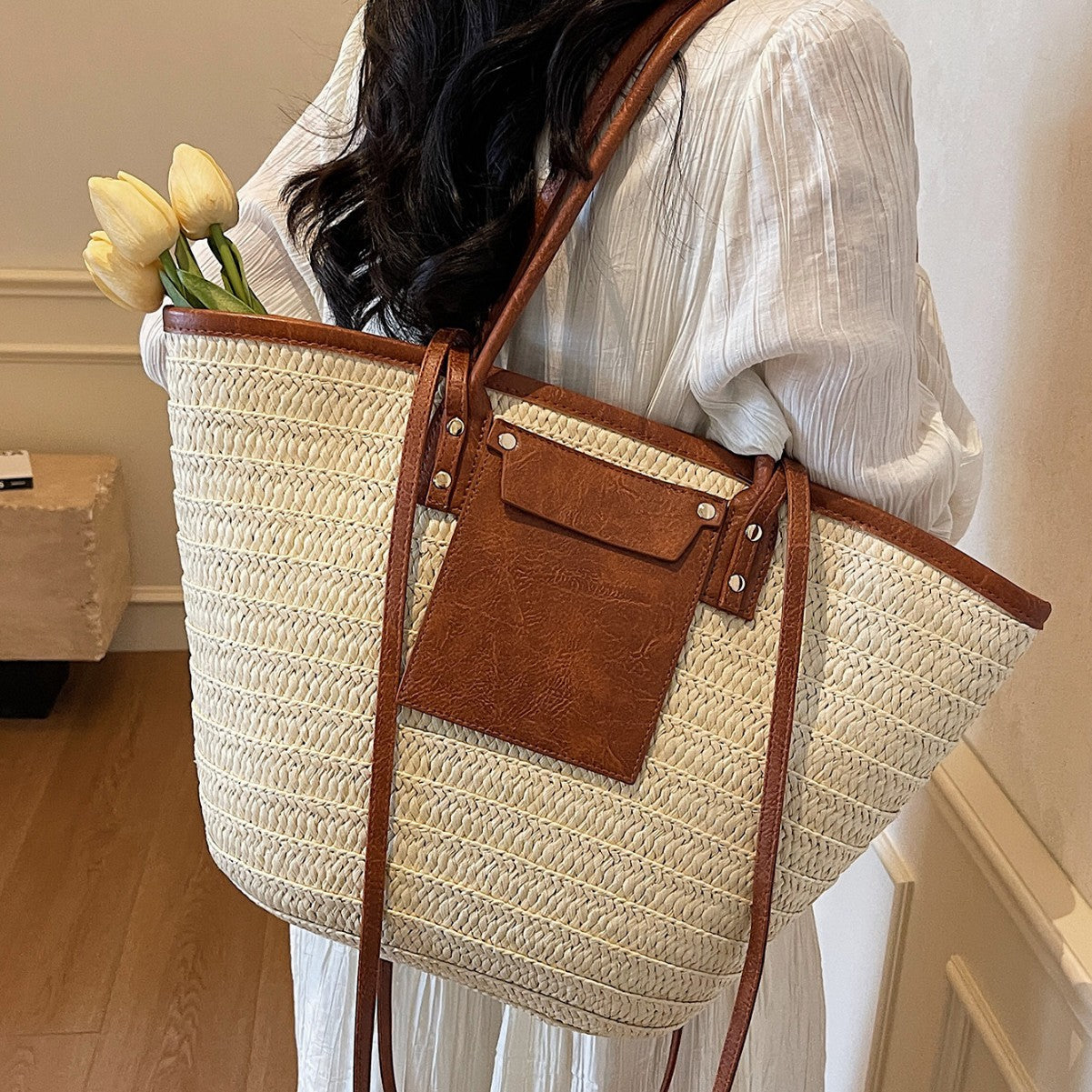 Women Travel Vacation Straw 2026 Summer New Woven Handheld Large Tote Bag