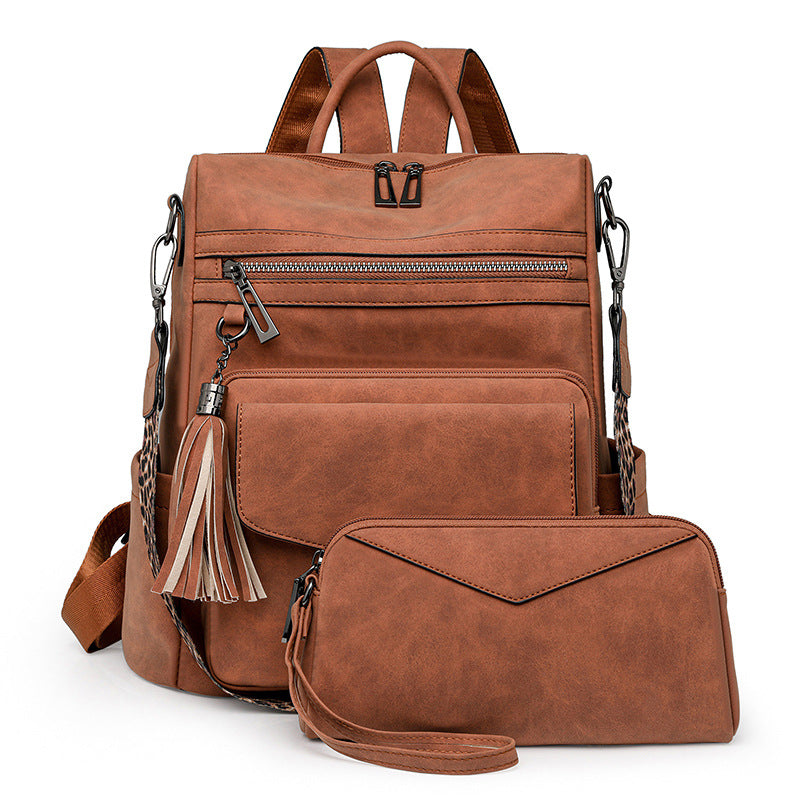 Cross-Border Shopping For New Winter European And American Retro Fashion Women'S Backpacks Large Capacity Double Color Tassel Backpack Wholesale