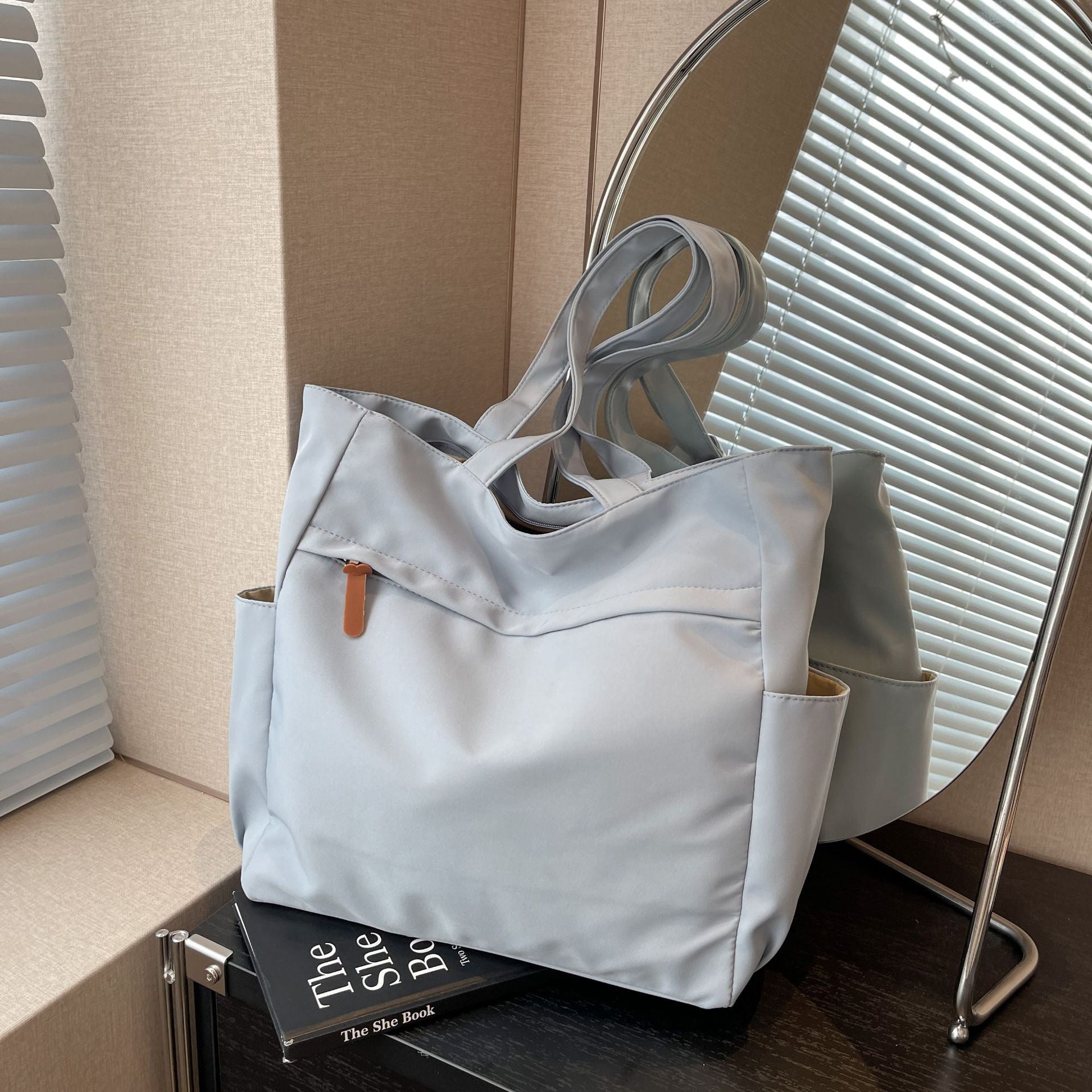 Lightweight Multi Pocket Large Capacity Canvas Tote Bag