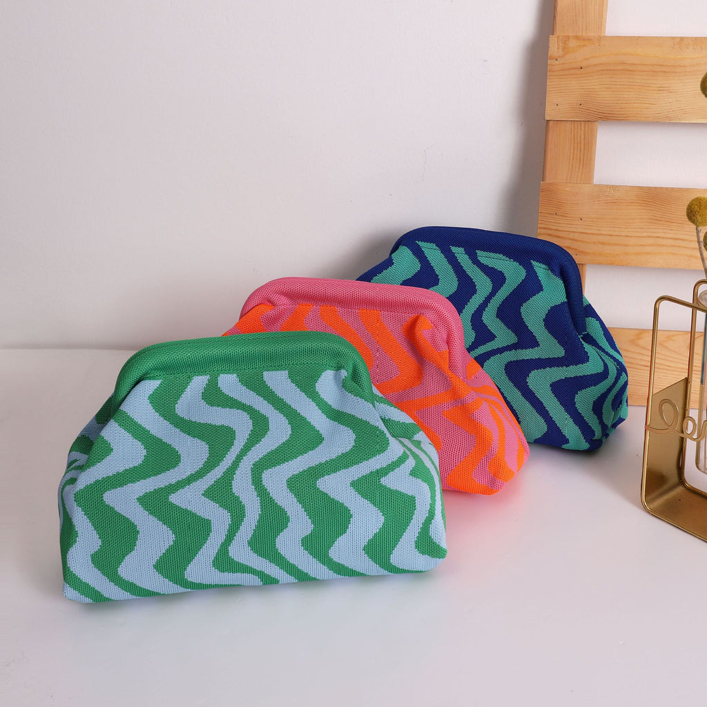 Vintage Knit Clutch Bag With Metal Frame