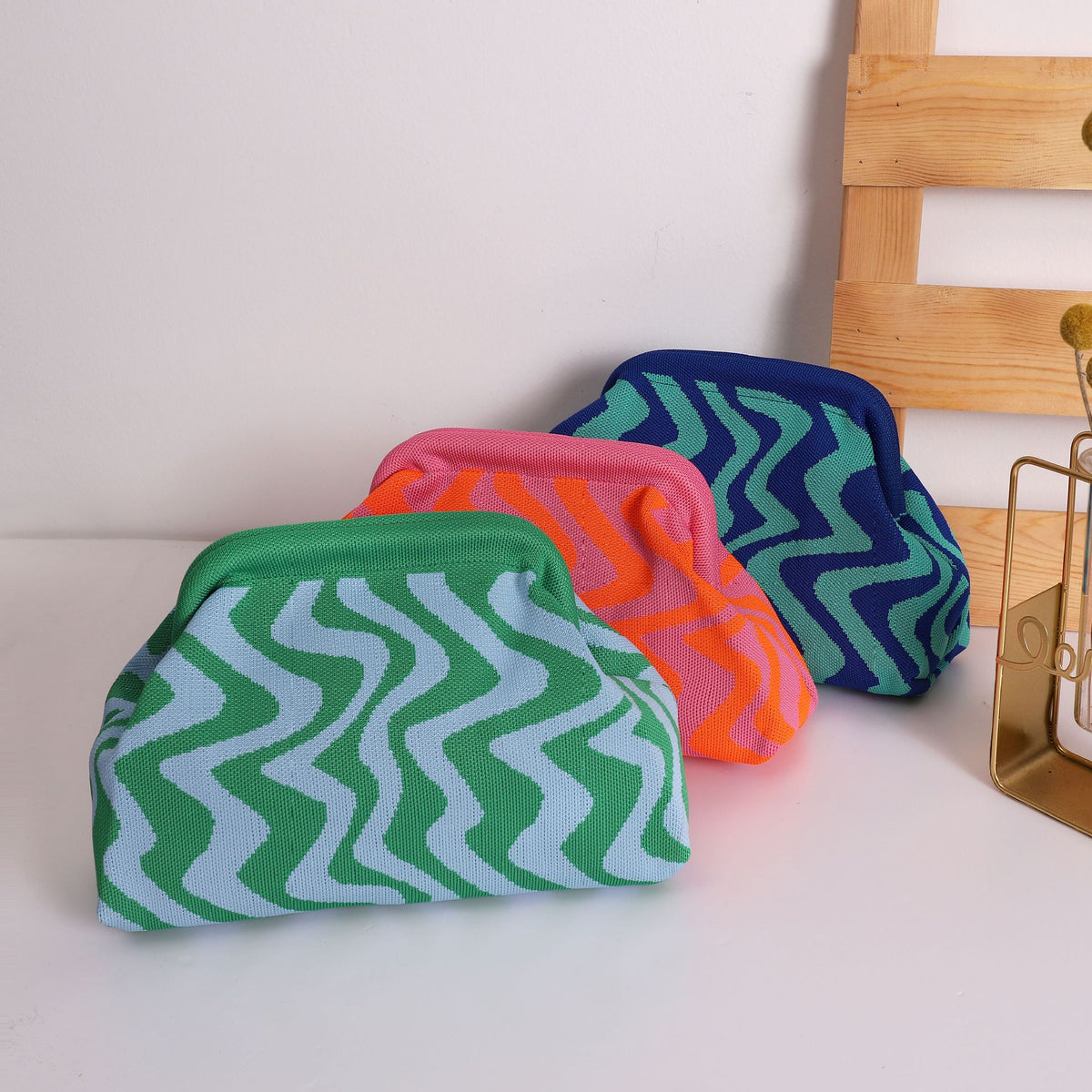 Vintage Knit Clutch Bag With Metal Frame