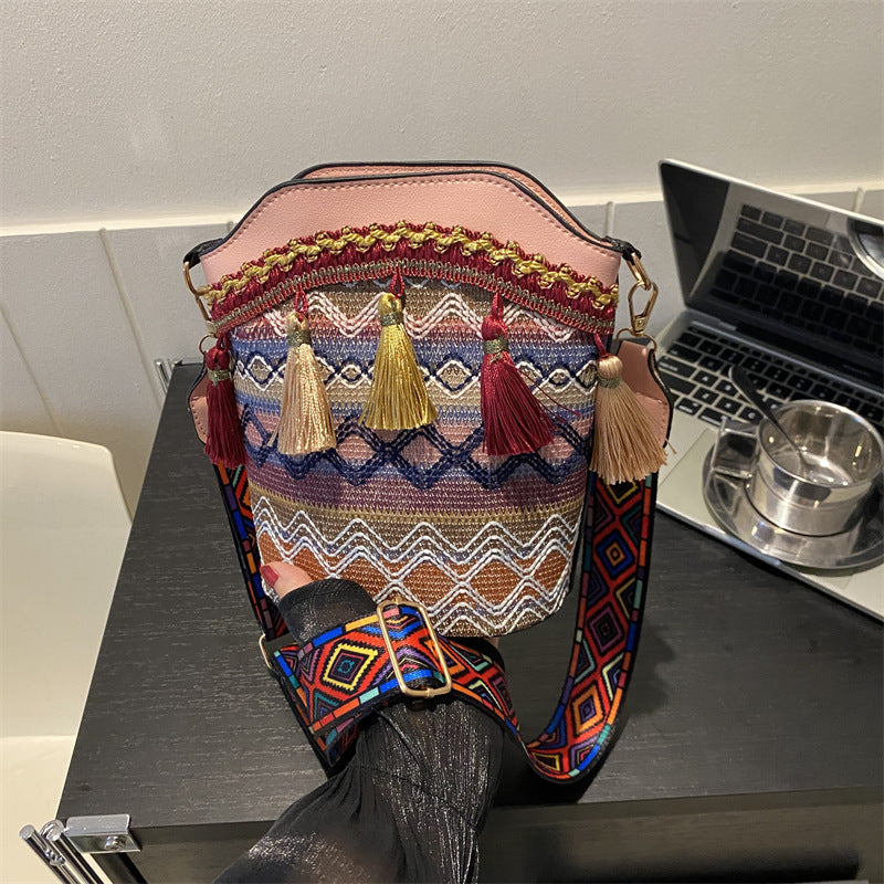High-End Ethnic Woven Bucket Shoulder Bag