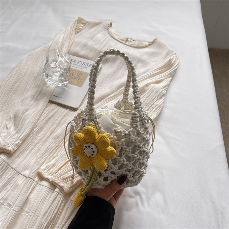 2026 Spring New Unique Handmade Woven Mesh Mini Bucket Korean Lazy Bag