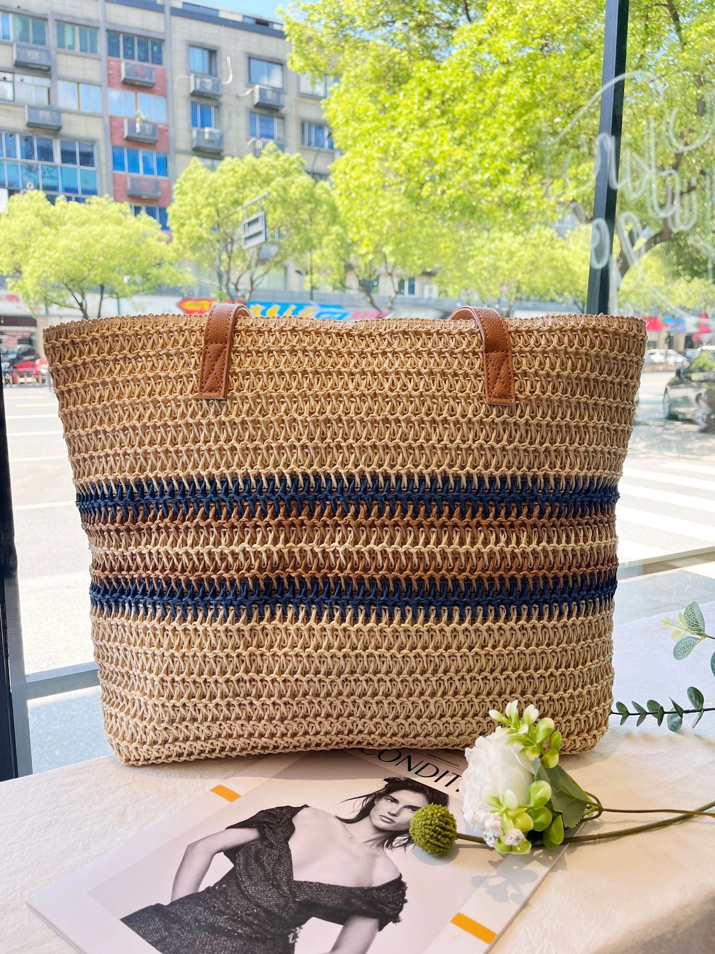 Rainbow Stripe Contrast Color Woven Straw Beach Bag