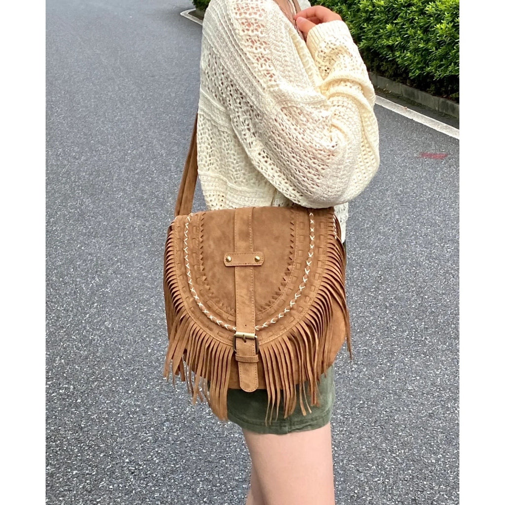 Women's Western Imitation Suede Tassel Retro Saddle Crossbody Bag