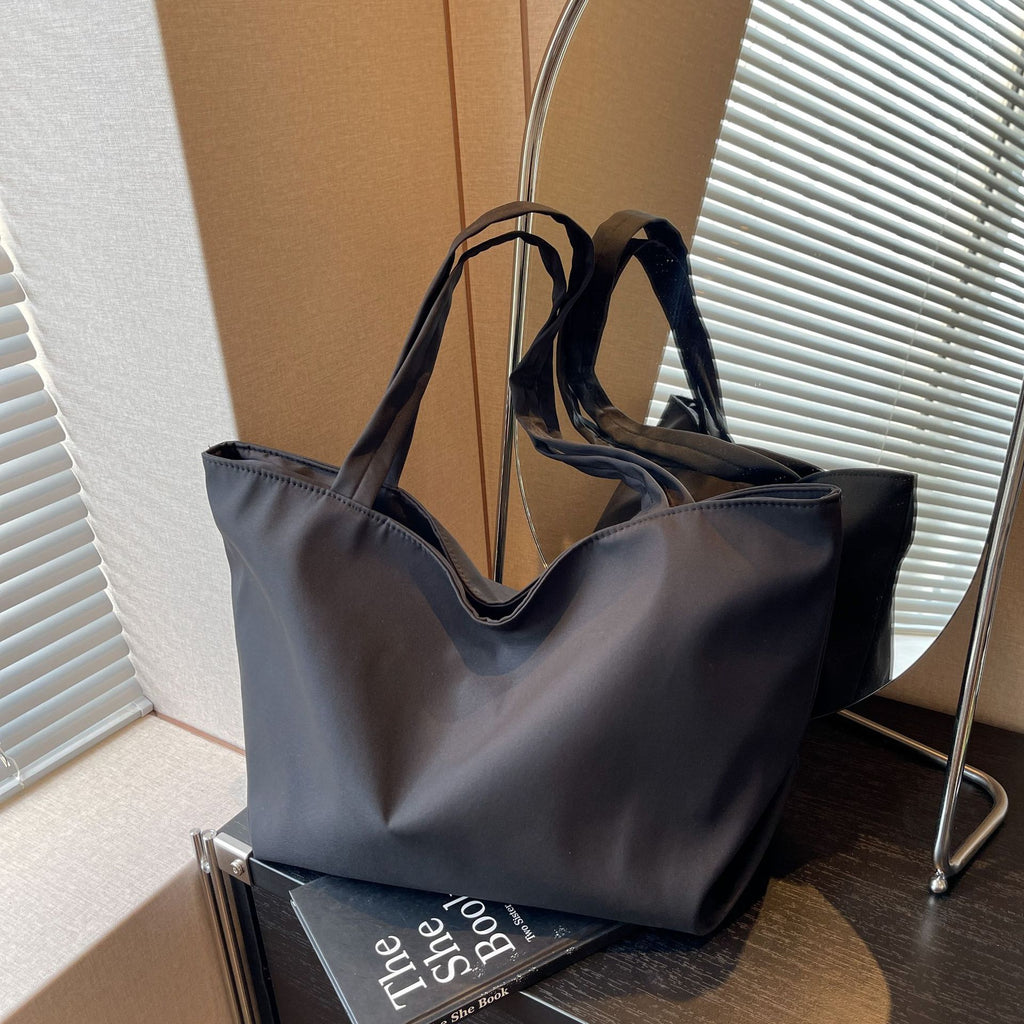 Oversized Lightweight Large Capacity Everyday Tote Bag