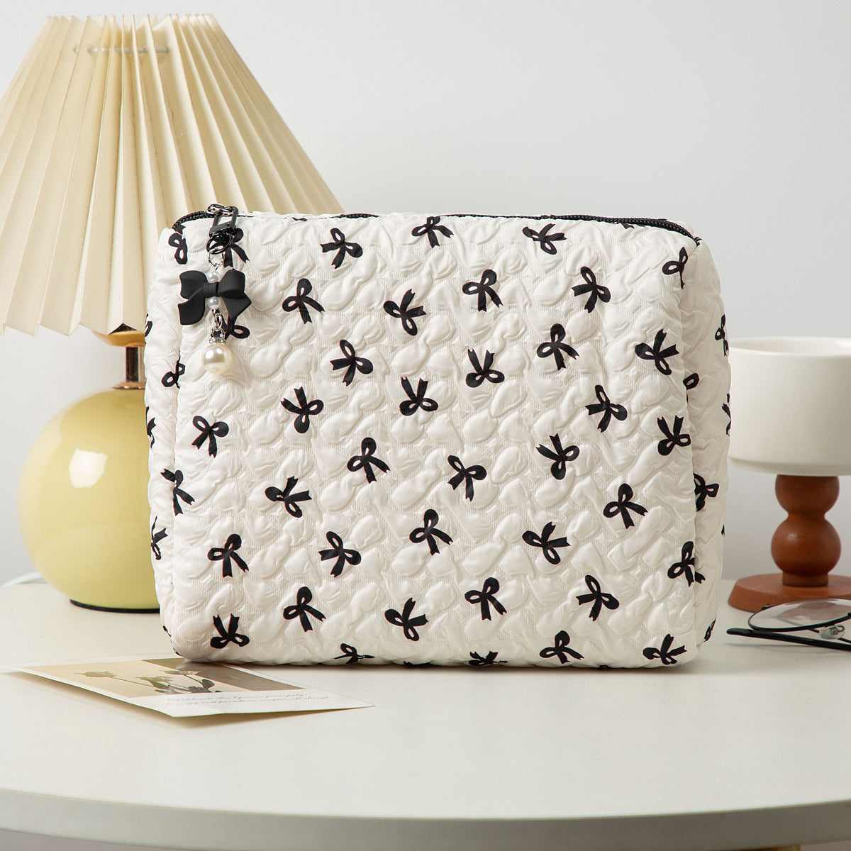 Bow-Knot Hand-Held Large Capacity Cosmetic Travel Toiletry Bag