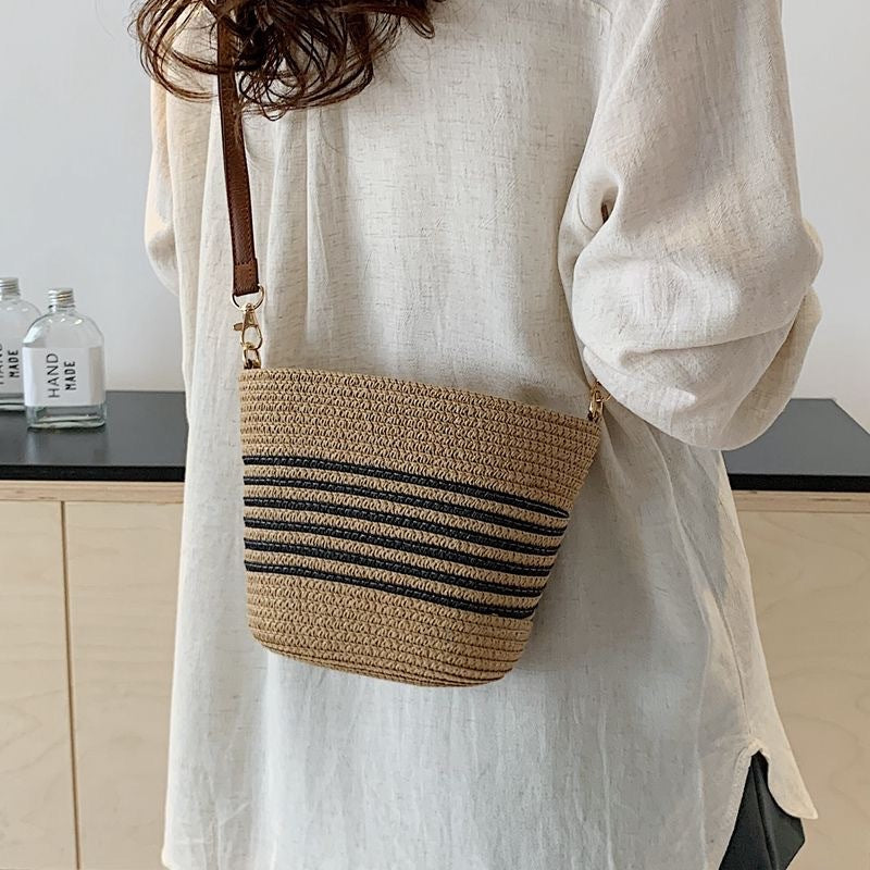 Women Summer Trend Straw Small 2026 New Beach Woven Crossbody Bucket Bag