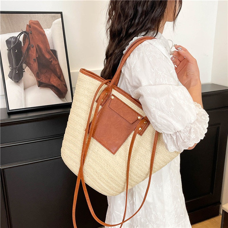 Women Travel Vacation Straw 2026 Summer New Fashion Woven Handheld Large Tote Bag