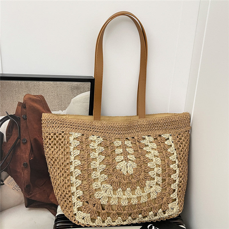 2026 Woven Shoulder Beach Handheld Unique Large Straw New Underarm Tote Bag