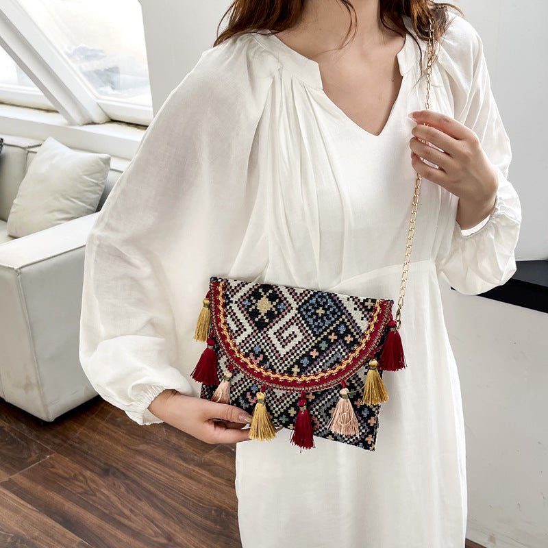 Retro Ethnic Chain Woven Canvas Shoulder Bag