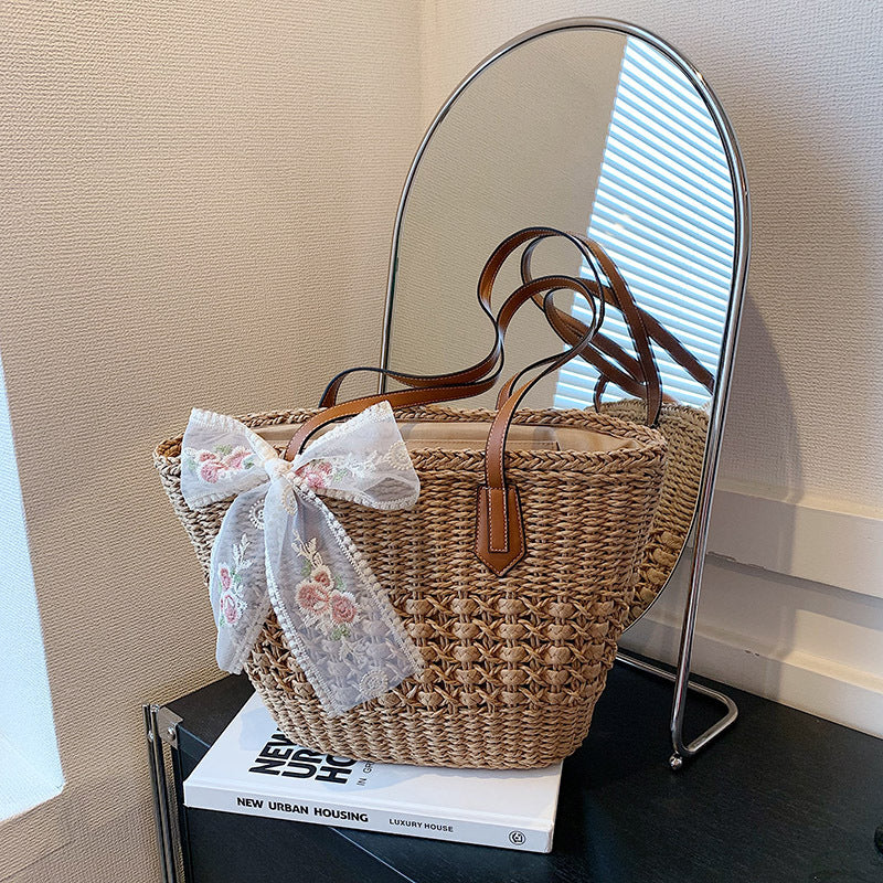 Women Woven Straw Large 2026 Spring New Fashion Shoulder Beach Tote Bag
